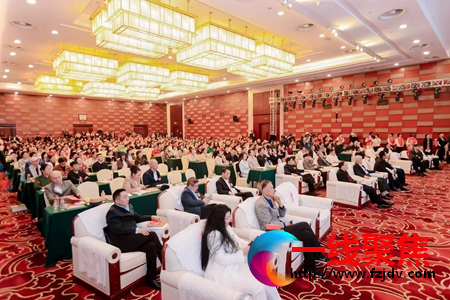 <b>爱国主义教育学习暨同心圆思想研讨会凝聚人心共圆中国梦</b>