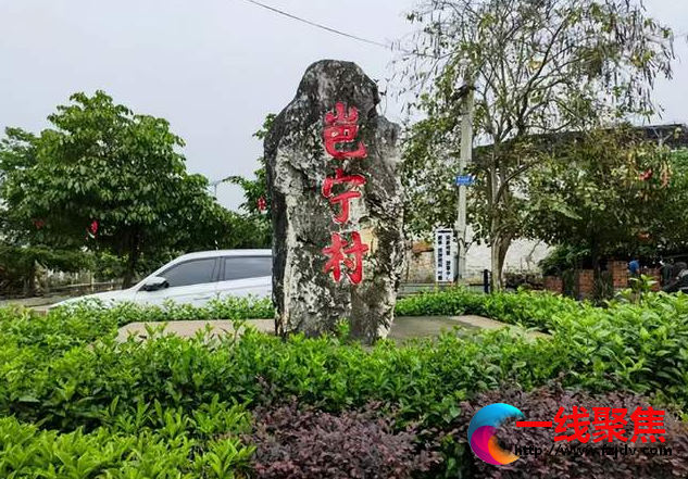 <b>广西扶绥渠黎揭开岜芒朝神山的文化秘密</b>