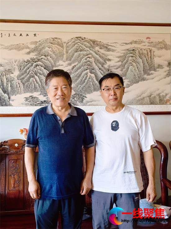 <b>书画家、先锋派作家王新说艺术创作</b>