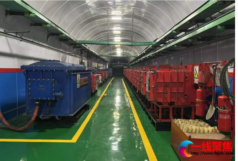 陕煤蒲白建庄矿业公司四盘区变电所“旧貌”换“新颜”