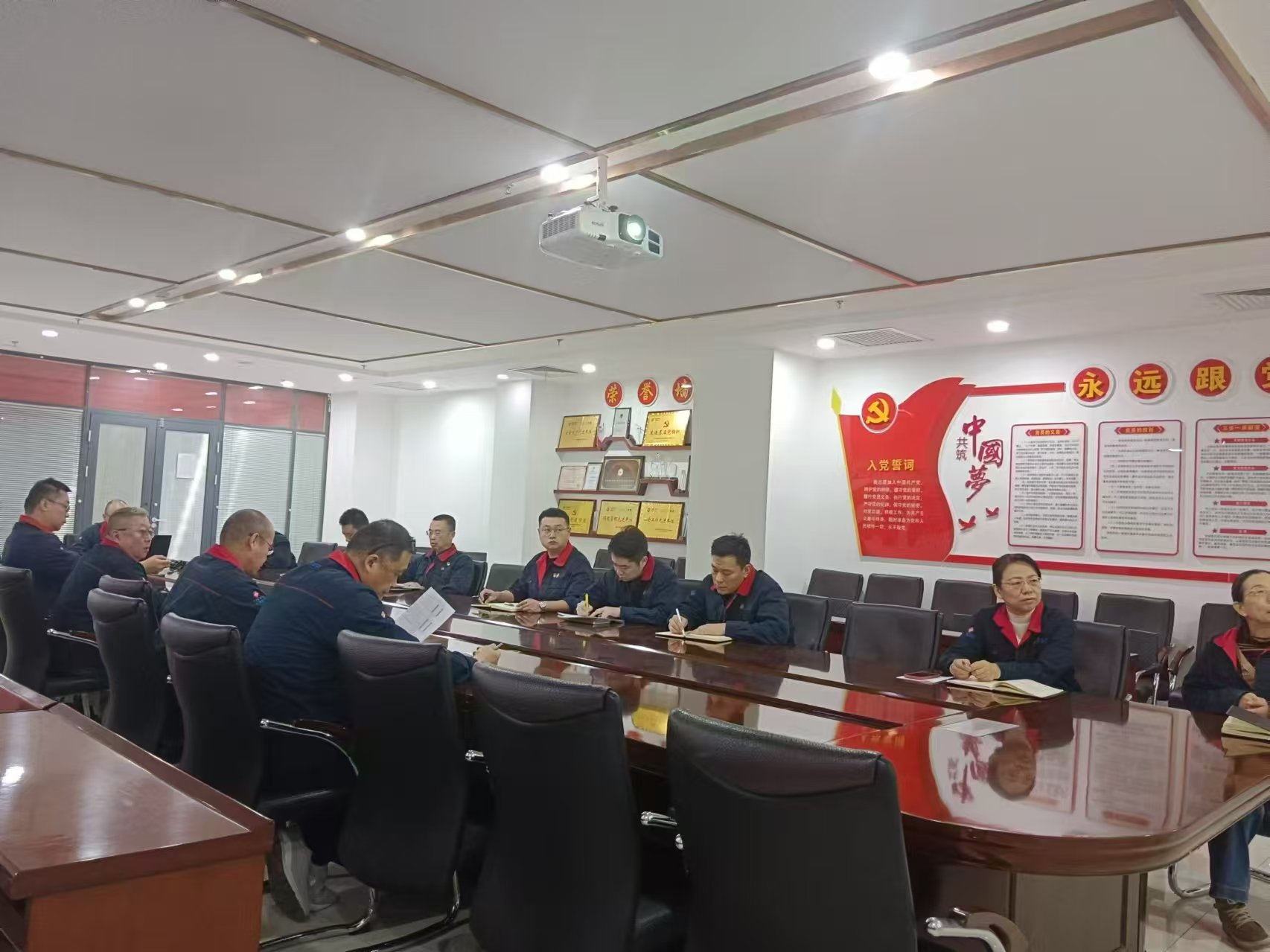 <b>中新建电力集团天富能源水热产业常抓安全不松懈</b>