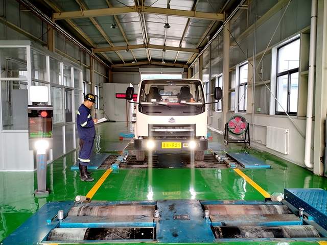 陕煤蒲白建新煤化：把稳安全“舵” 筑牢生产“基”