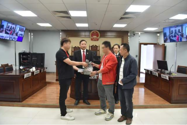 <b>调解促和谐，法情两相宜|广东省茂名中院致力民事和解获好评</b>