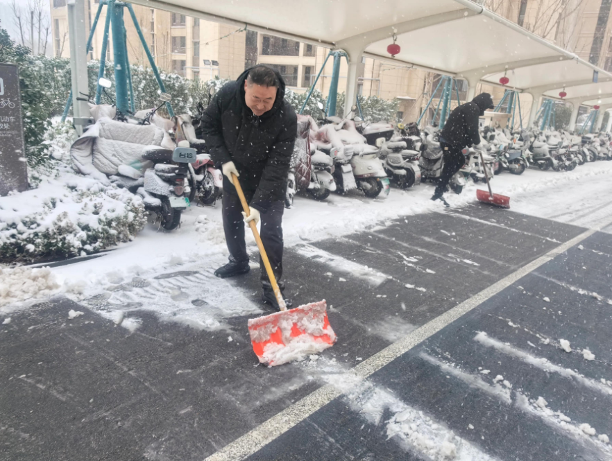 暴雪突袭济南|中海物业暖心守护业主安全