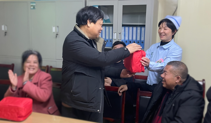 <b>湘潭市中心医院：腹透患者肾友会，肾脏健康，从这里起航</b>
