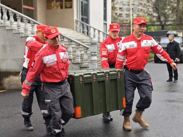 <b>浙江救援力量代表中国出征！驰援缅甸！</b>