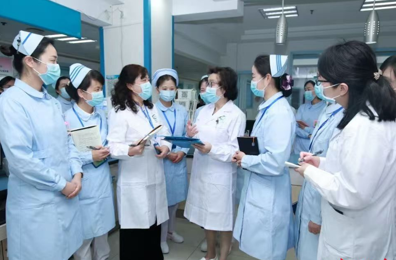 群星闪耀|来自湘潭市中心医院的报道⑥ 用专业护理守护生命温度