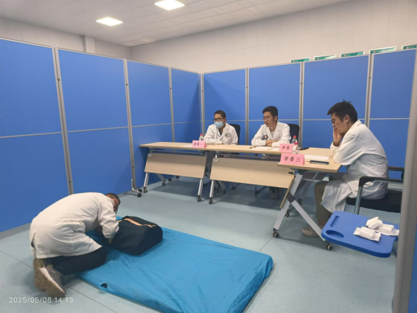 陕西省渭南市富平县医院全员心肺复苏培训考核，筑牢生命防线