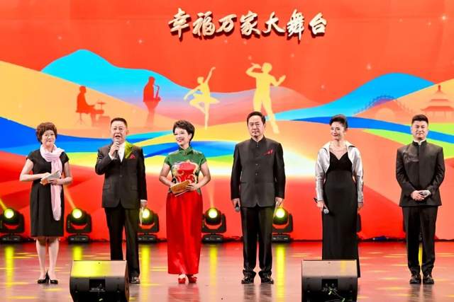 <b>文旅军团冯朋俊新航程领头雁礼赞丰收盛景 启航文旅新程</b>