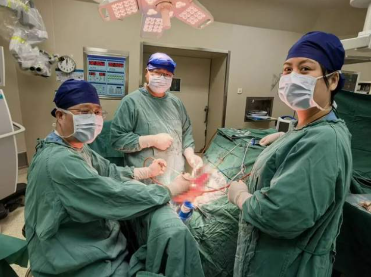 春节,他们为生命“守岁”!