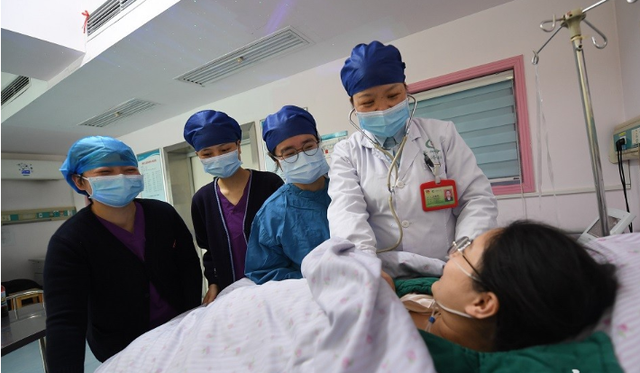 马年启新程壮志踏歌行⑫丨直击湘潭市中心医院医护人员的别样春节