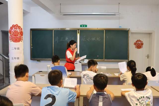 湖南科技大学人文学院“三下乡”团队开展廉洁文化宣讲 清风正气浸润乡贤沃