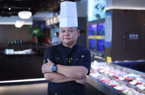 拒预制守本味 以良心烹湘韵——记宁湘小院创始人廖章