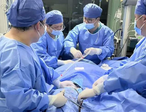 <b>医路•星光|张旭：在急诊最前线，做生命的“硬核守门人”</b>