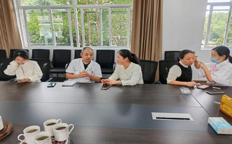 <strong>三尺讲台外的健康守护，这份教师节</strong>