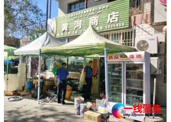 打造美食街   城管来助力