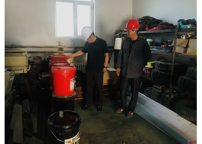 市政工程养护中心对综合厂区进行安全检查