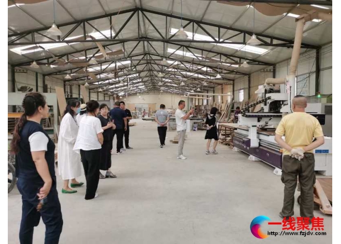 商会搭台谋发展，百企异业喜结盟 ——百商会走进欧意曼家具话发展