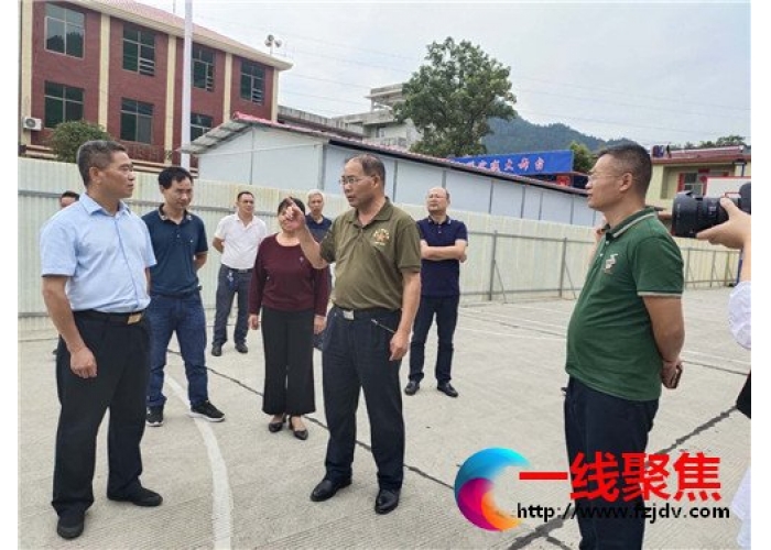 隆回县委书记王永红考察午庄学校