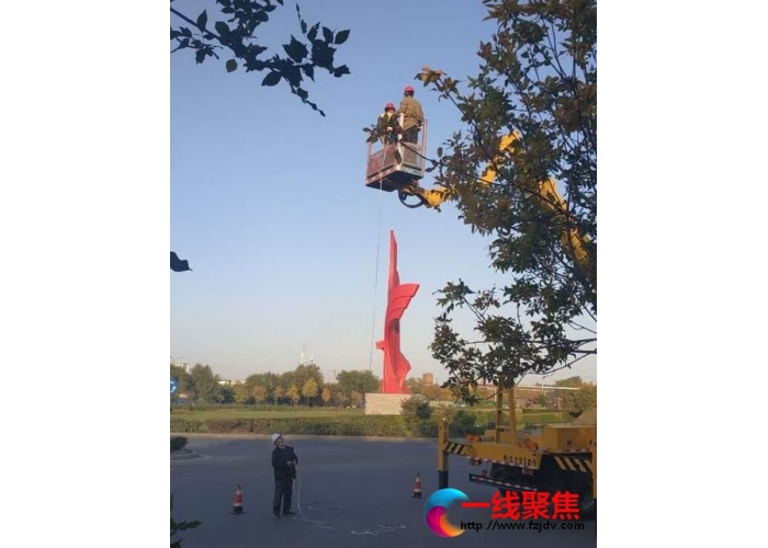 东十~北四路口雕塑翻新 及时核查工程量