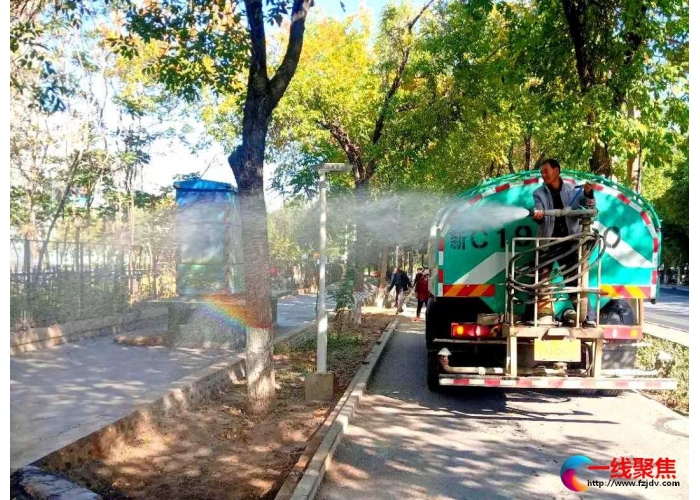 施工易扬尘 洒水降尘忙