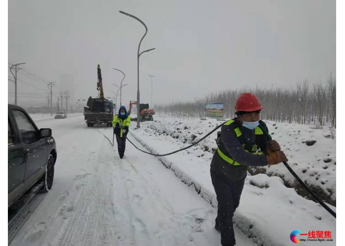 路灯升级改造 方便市民出行