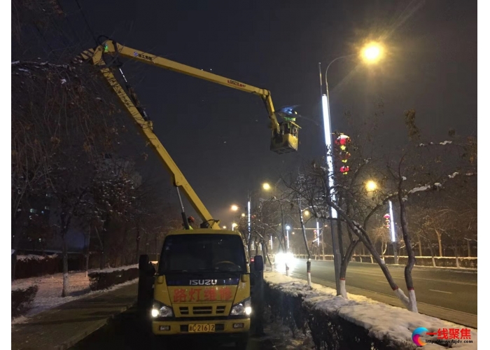 市政监察加强夜间巡检 提高路灯亮灯率