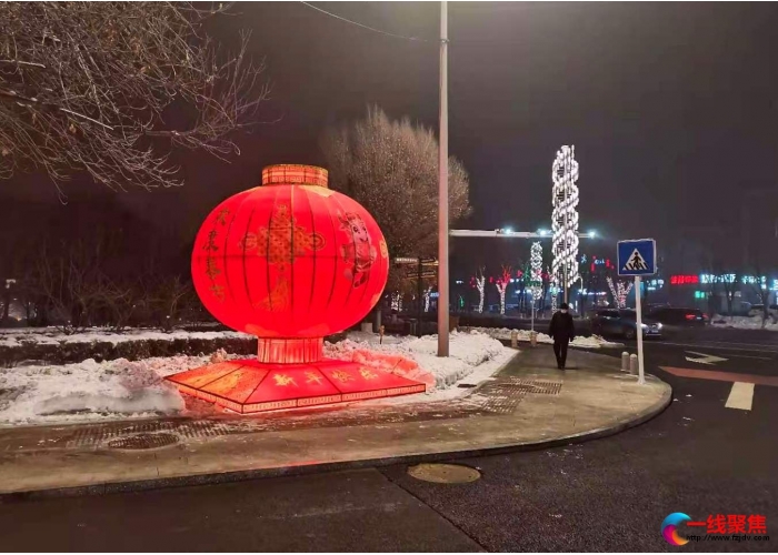 大红灯笼喜迎牛年
