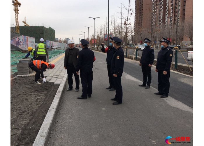 私开路口  坚决取缔