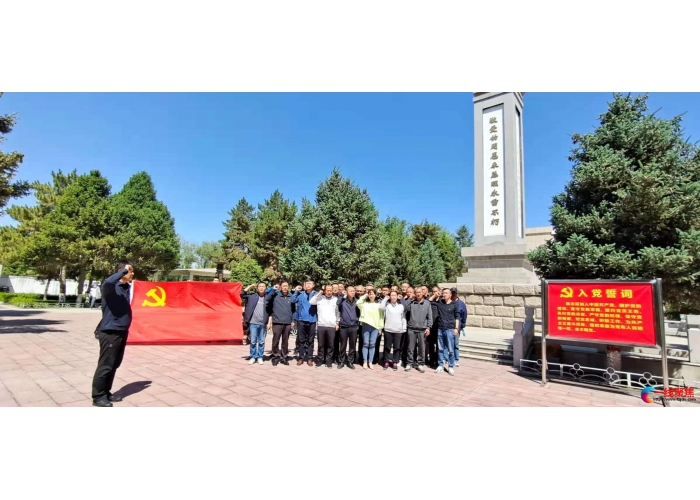 市政工程养护中心赴周总理纪念碑开展党日活动