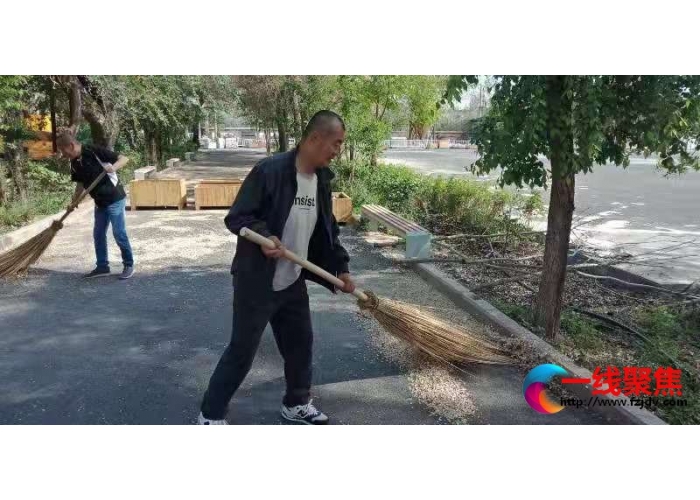 积极清扫库房卫生  营造干净整洁环境