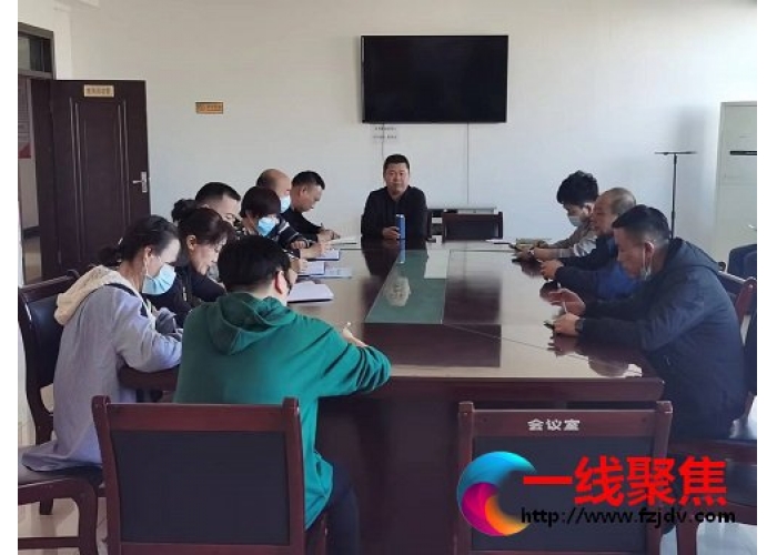 沉到一线 助力文明城市创建