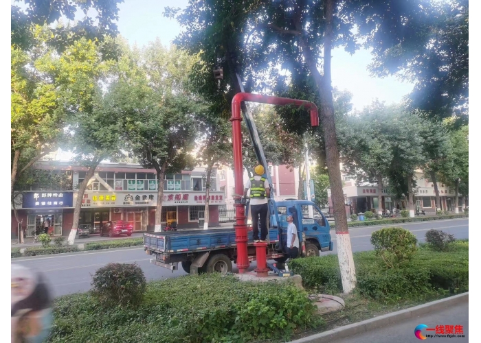 做好消防设施维护工作   市政工人在行动