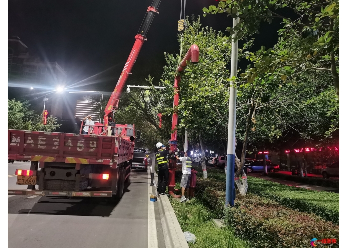 夜间施工  抢修消防水鹤