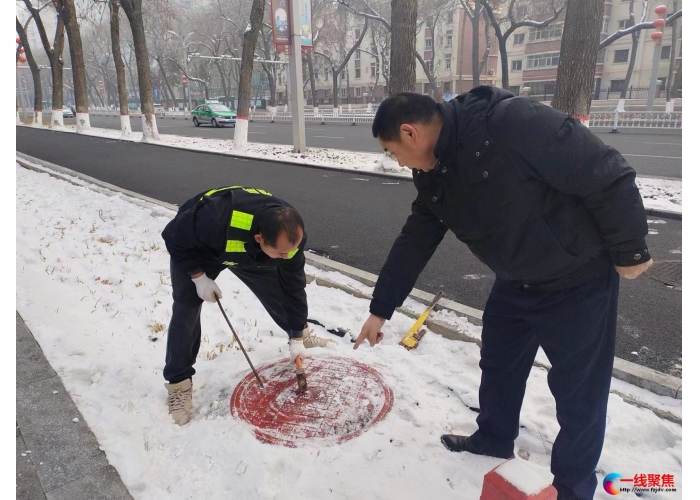 元旦前对重点场所消火栓用水情况进场抽查