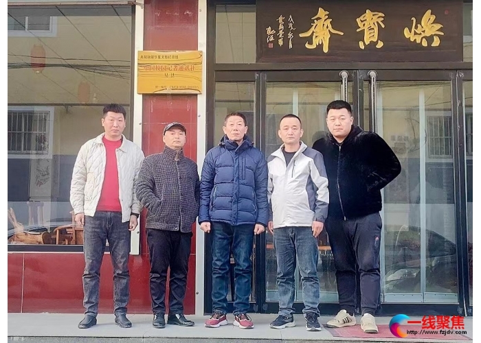 中国校园记者通讯社易县(公益通联组)挂牌成立