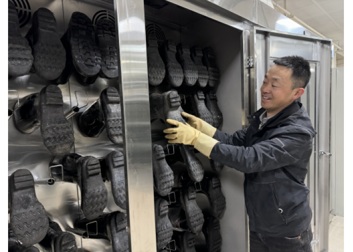 陕煤蒲白建新煤化：8台胶靴烘干机上线，从脚底暖到心底
