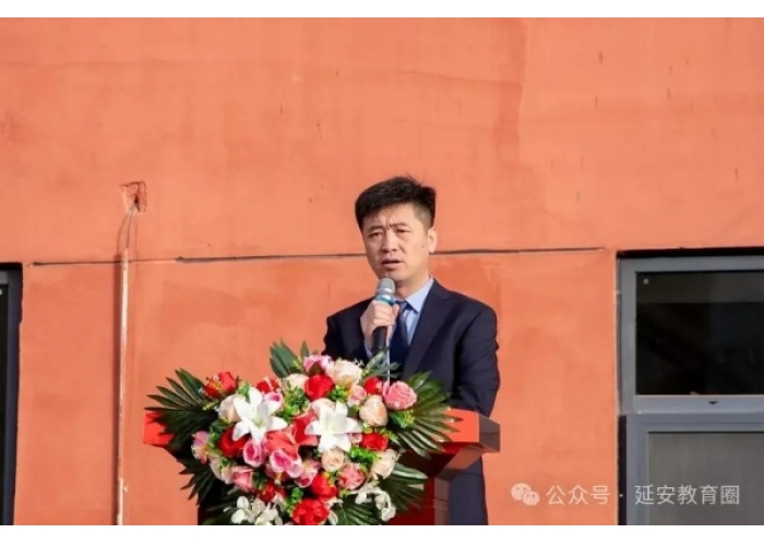 <b>宝塔区第一中学＂四八＂烈士陵园祭扫活动</b>