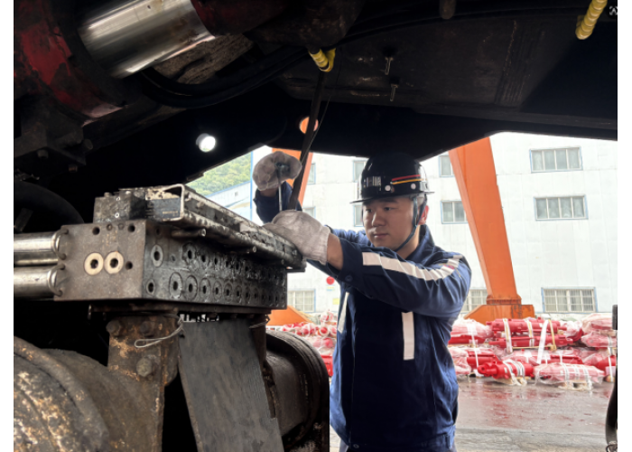 陕煤蒲白建新煤化：液压支架“自修