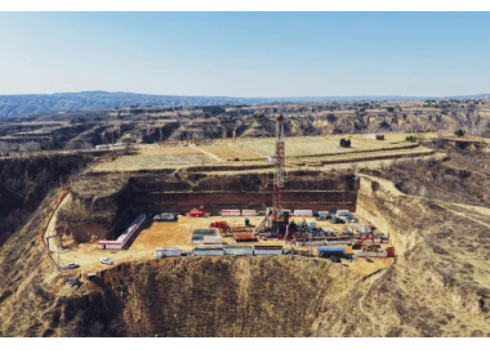 延长气田采气一厂：厂长加进到建井现场督导复工复产工作